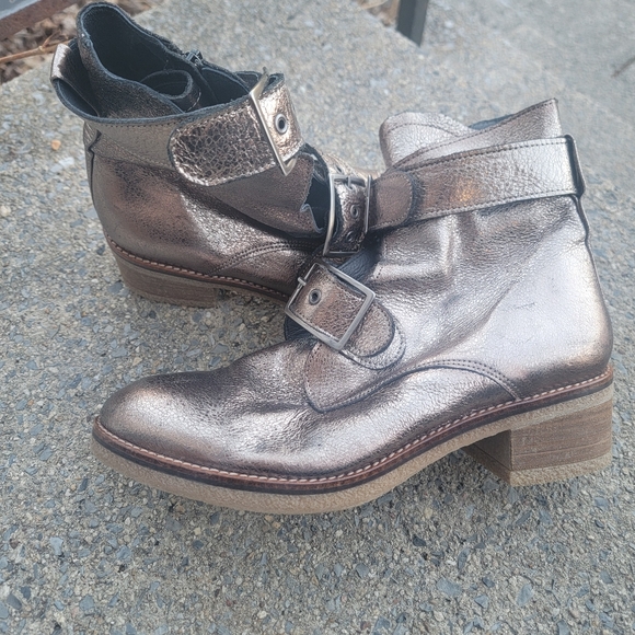 Eric Michael, Justina, Metallic Boot, Size 40 (81/2-9) - Picture 8 of 9